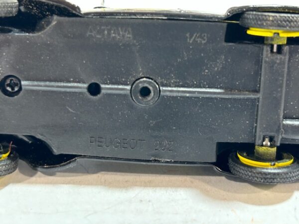 Peugeot 202 Michelin Altaya 1/43 – Image 4
