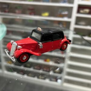 Citroen Traction AV Berline 1938 Eligor Taxi 1/43