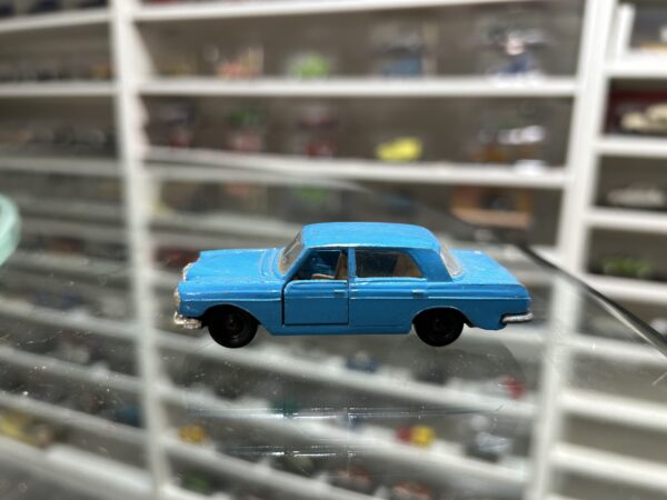 Mercedes-Benz 280-SE Majorette 1/65