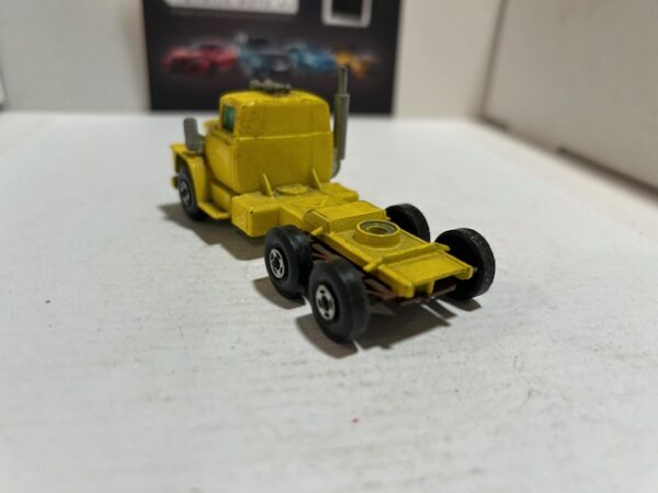 Matchbox Super Kings K-18 Dodge Tractor – Image 3