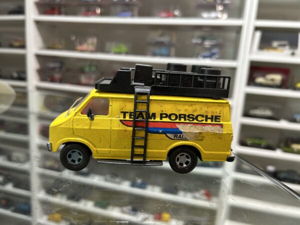 Dodge Van Team Porsche 1979 Matchbox Super Kings