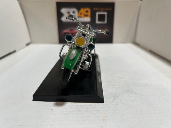 Indian Four Green Maisto 1/18 – Image 2