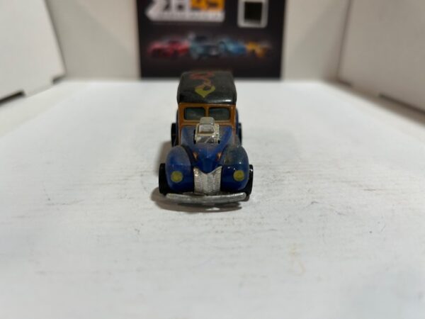 Hot Wheels 40's Ford Woodies 1/64 – Image 2