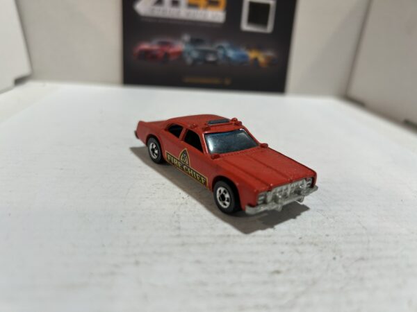 Hot Wheels Fire Chief 1/64 – Image 2