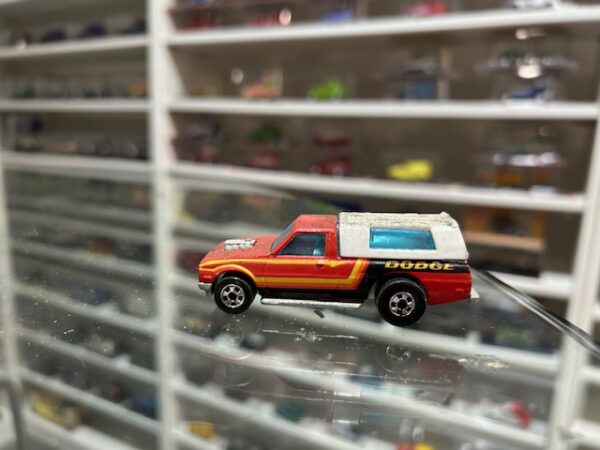 Hot Wheels Dodge Red Pick Up 1/64