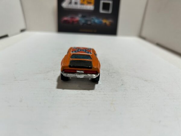 Hot Wheels Dixie Challenger 1/64 – Image 3