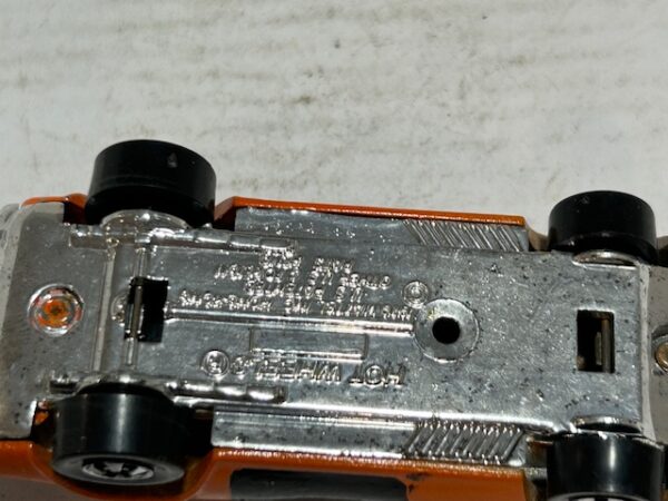 Hot Wheels Dixie Challenger 1/64 – Image 4
