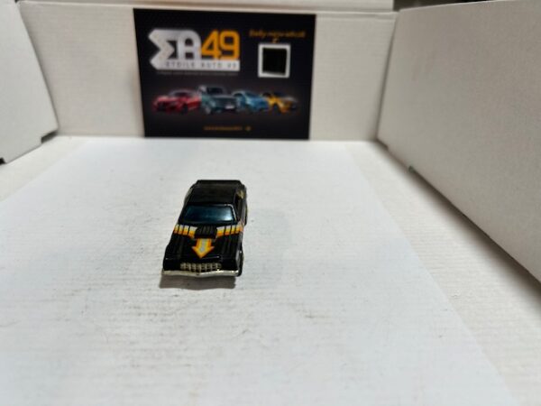 Hot Wheels Ford Black Gran Torino 1/64 – Image 2