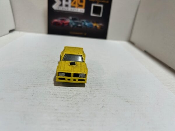 Hot Wheels Flat Out 442 1/64 – Image 2