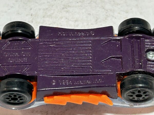 Hot Wheels 1994 McDonald's Happy Meal Car China CW 1/64 – Image 4