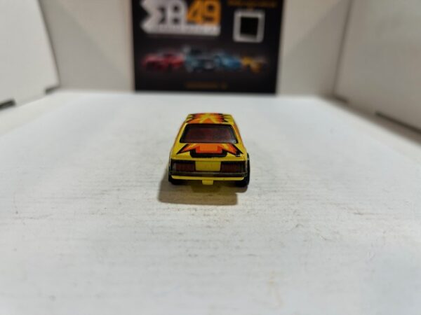 Hot Wheels Ford Mustang Jaune 1979 1/64 – Image 3