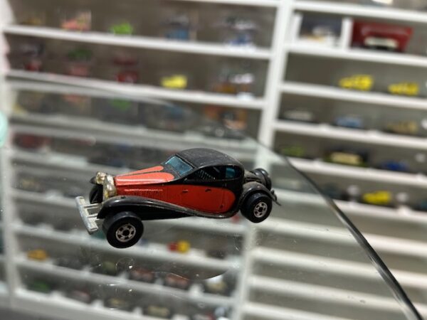Hot Wheels 37 Bugatti 1/64