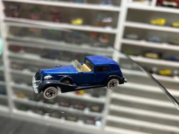 Hot Wheels 35 Classic Caddy Malaysia 1989 1/64