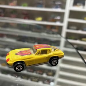 Hot Wheels Corvette Stingray 1979 1/64