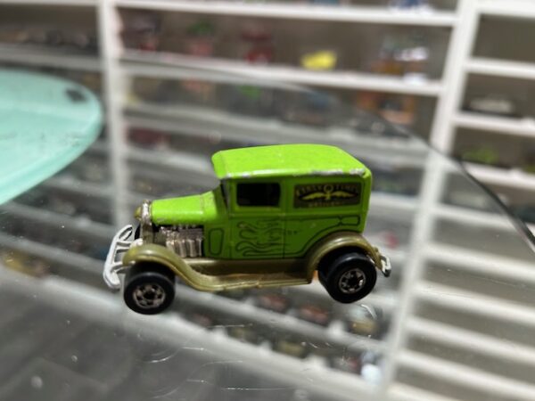 Hot Wheels Early Times Delivery 1977 1/64