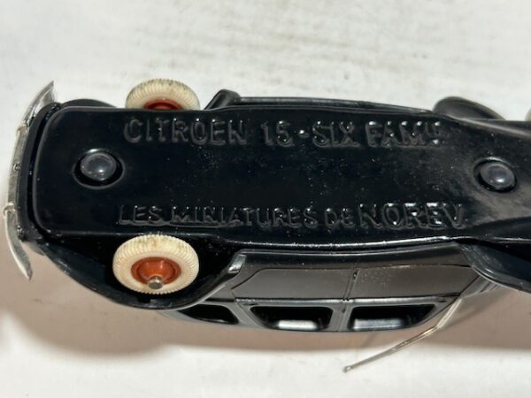 Citroen 15 Six Famille Norev 1/43 – Image 4