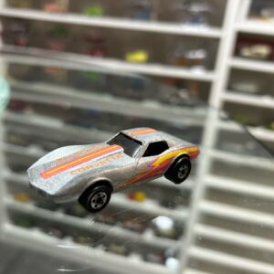 Hot Wheels Chevrolet Corvette Stingray 1/64
