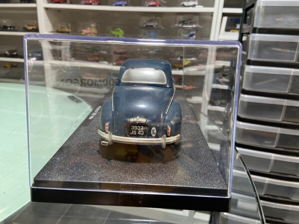 Peugeot 203 1954 1/18 – Image 3