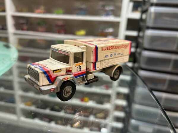 IVECO Team Esso Aseptogyl n°19