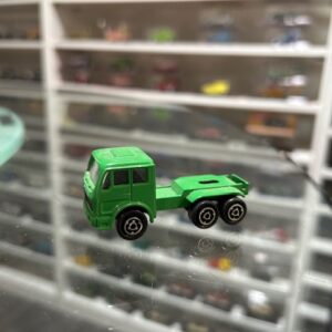 Majorette Camion Mercedes Vert 1/100
