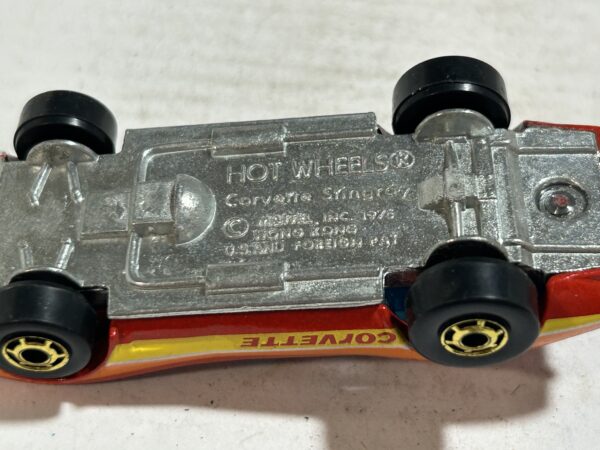 Corvette Stringray 1975 Hot Wheels 1/64 – Image 4