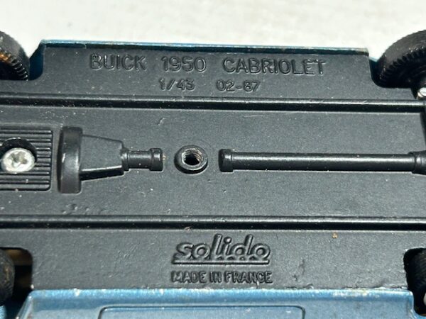 Buick 950 Cabriolet 02-87 Solido 1/43 – Image 4