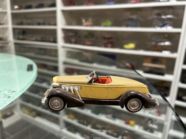 Auburn 851 Supercharged Speedster 1935 Matchbox 1/43