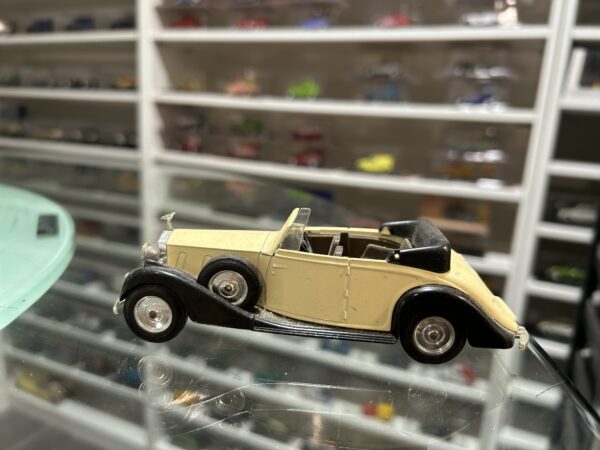 Rolls Royce Phantom III 1939 Beige Solido 1/43