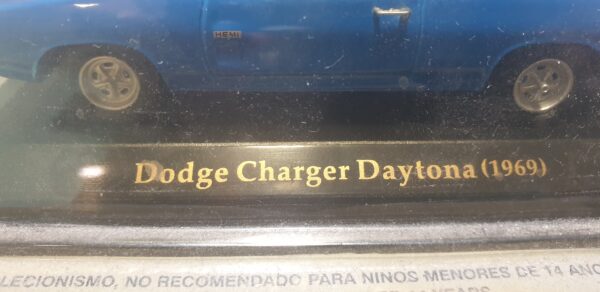 Dodge Charger Daytona 1969 1/43 – Image 2