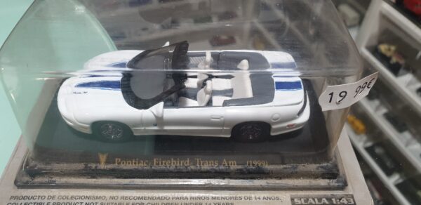 Pontiac Firebird Trans Am 1999 1/43 – Image 2
