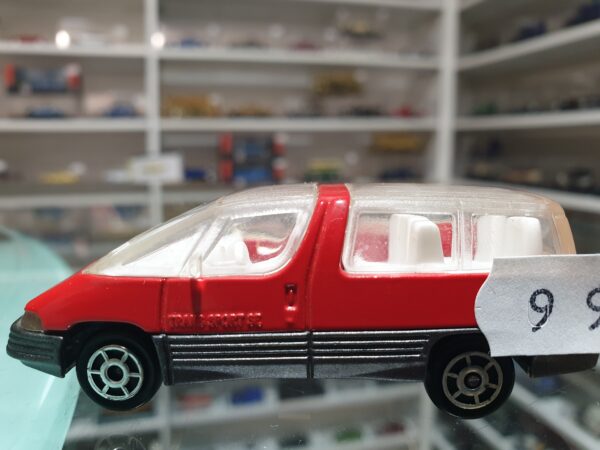 Pontiac Trans Sport Majorette 1/55 – Image 2