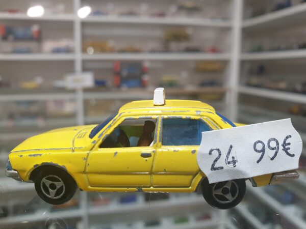 Renault 18 taxi Majorette 1/60 – Image 2