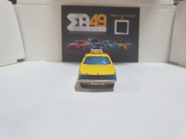 Renault 18 taxi Majorette 1/60 – Image 3