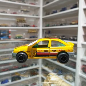 Majorette Ford Escort N°275 1/55