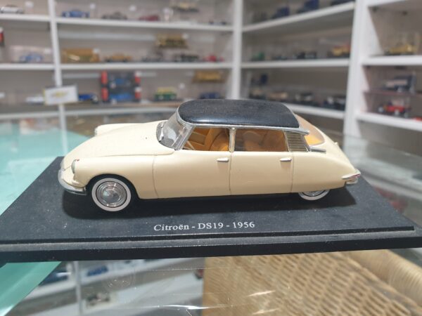 Citroën  DS 19 1956 1/43