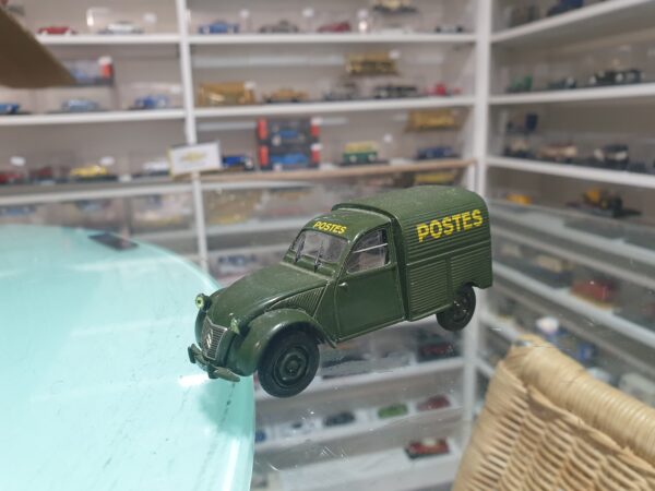 Citroën 2 CV AU La poste Norev 1/43