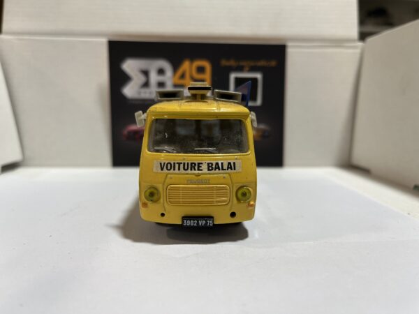 Peugeot J7 Paris-Rhone Norev 1/43 – Image 2