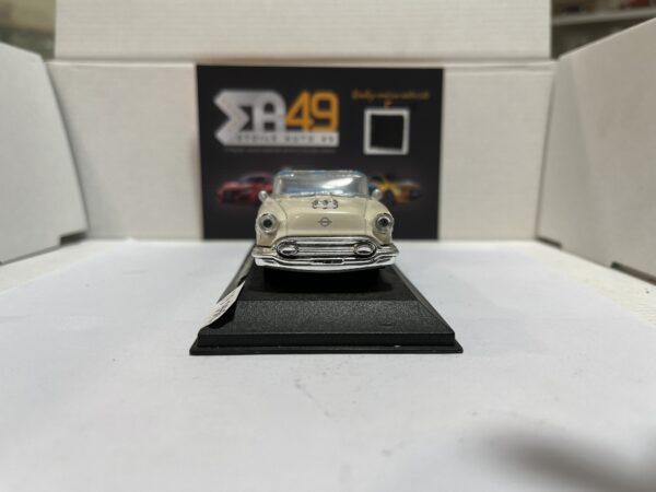 Oldsmobile Super 88 1955 1/43 – Image 2