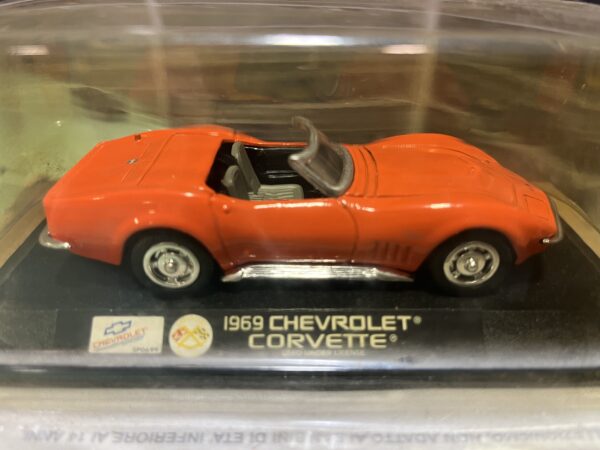 Chevrolet Corvette 1969 1/43 – Image 2