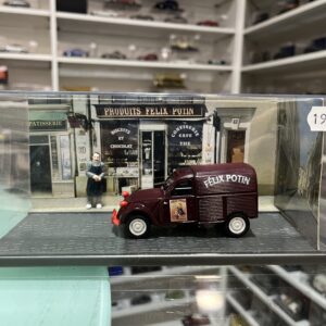 Citroën 2cv épicier Félix Potin