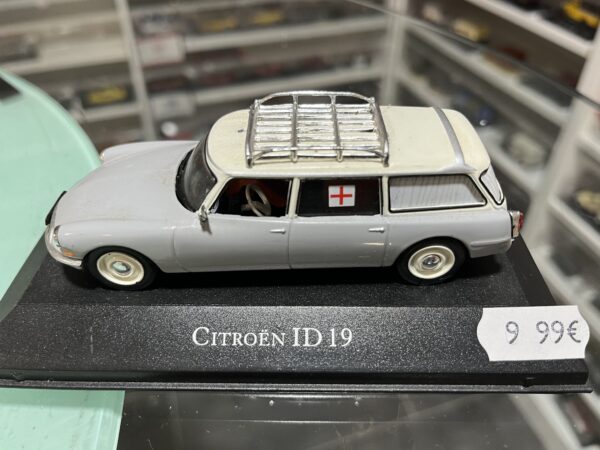Citroën ID 19 1/43 – Image 2