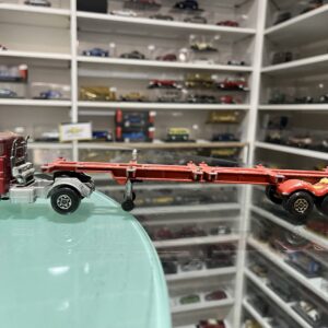 Camion et remorque matchbox tractor 1/43