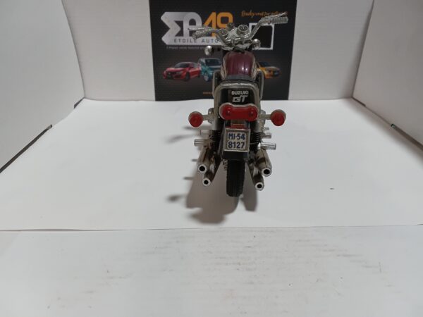 Moto Suzuki GT750 Polistil 1/15 entière – Image 4