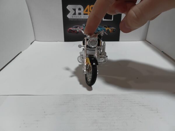 Moto Honda F6C Maisto 1/18 – Image 3