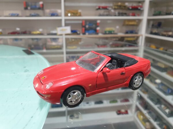 Porsche 968 Cabriolet NZG 1/43 Rouge