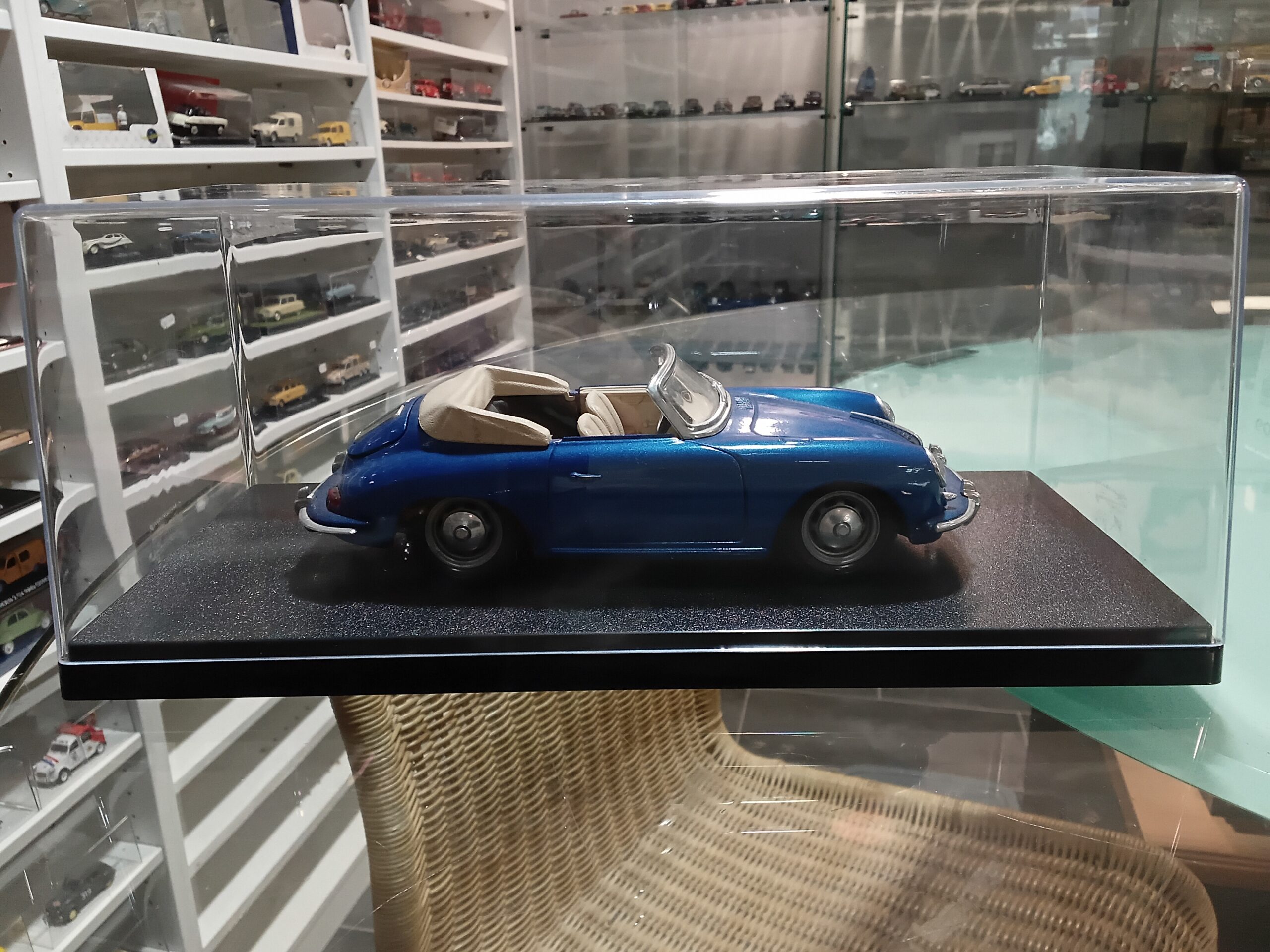 Porsche 356 Bburago 1/24 – Image 2