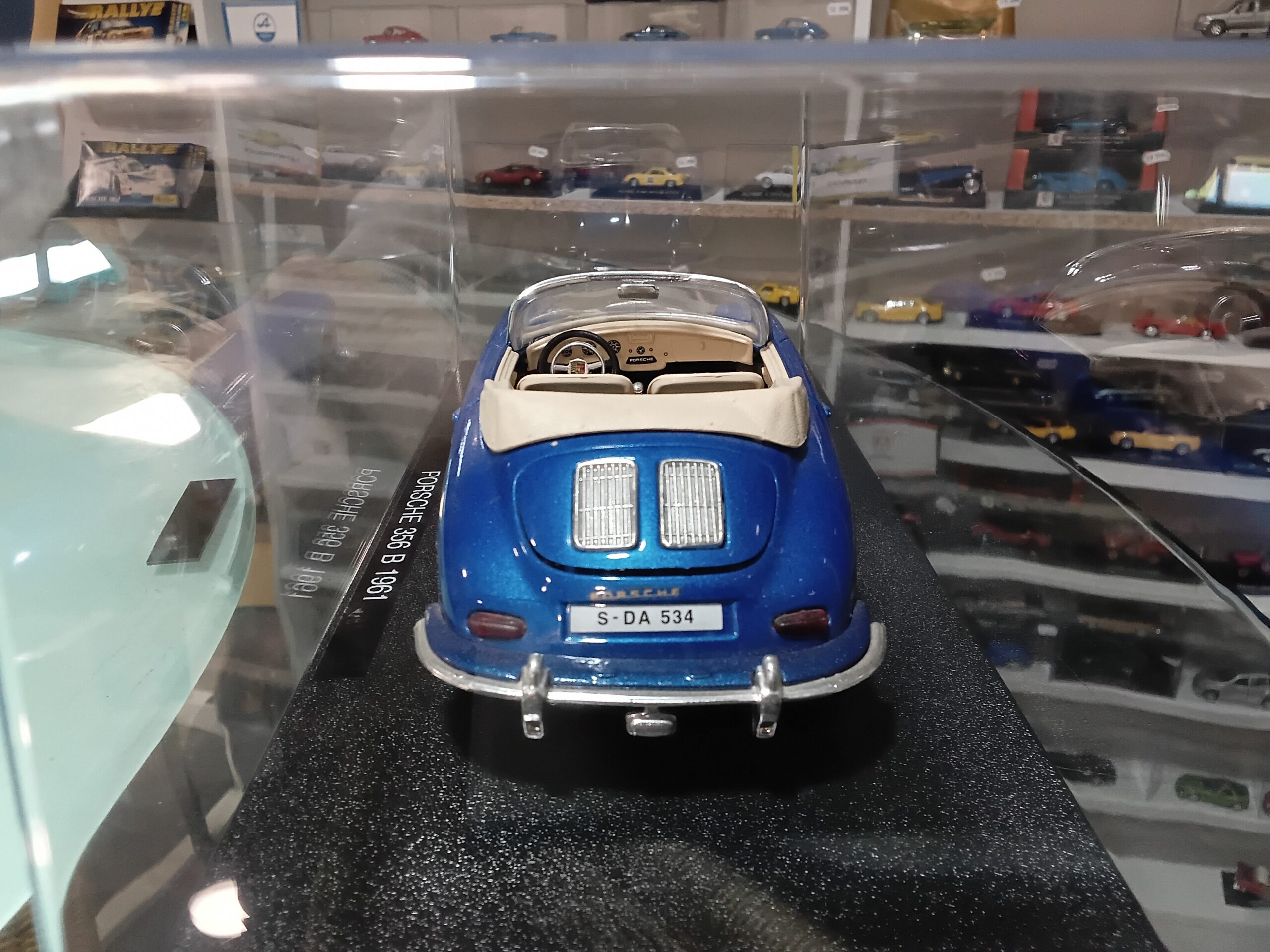 Porsche 356 Bburago 1/24 – Image 4