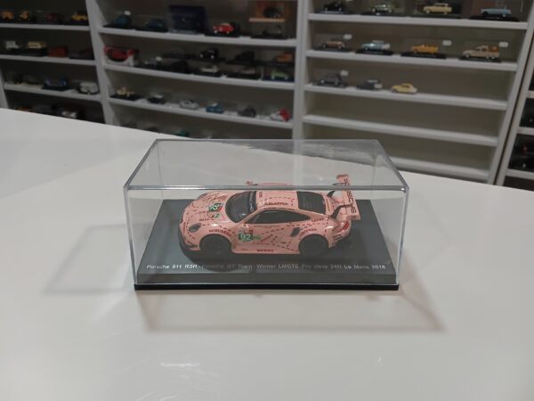 Porsche 911 RSR - Porsche GT Team Winner LMGTE Pro class 24h Le Mans 2018 1/64