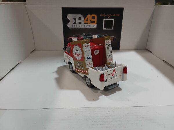 Renault 1000KG Avia Super Motor Oil 1/43 – Image 3