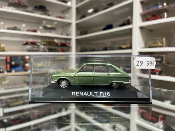 Renault R16 1/43